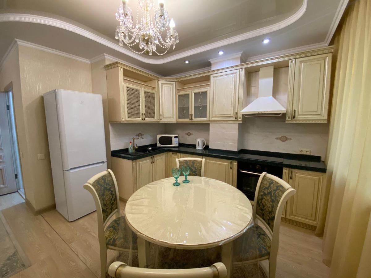 Luxury Apartment Near The Shopping Center Qazaqstan Astana Eksteriør billede